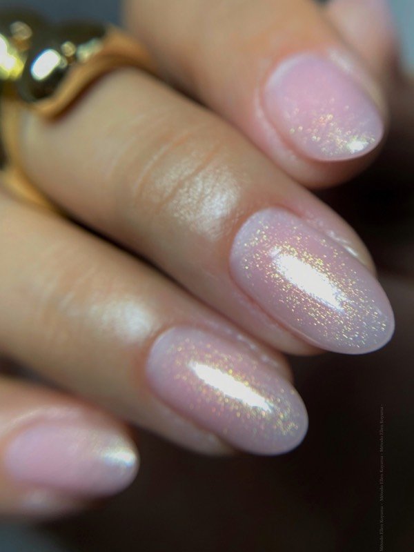 Unha em gel natural